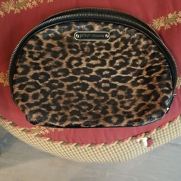 Betsey Johnson Brown and Black Leopard Cosmetic Bag - Picture 1 of 1